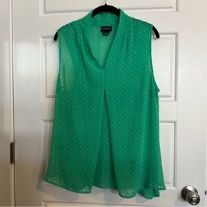 Liz Claiborne Green Sleeveless Blouse